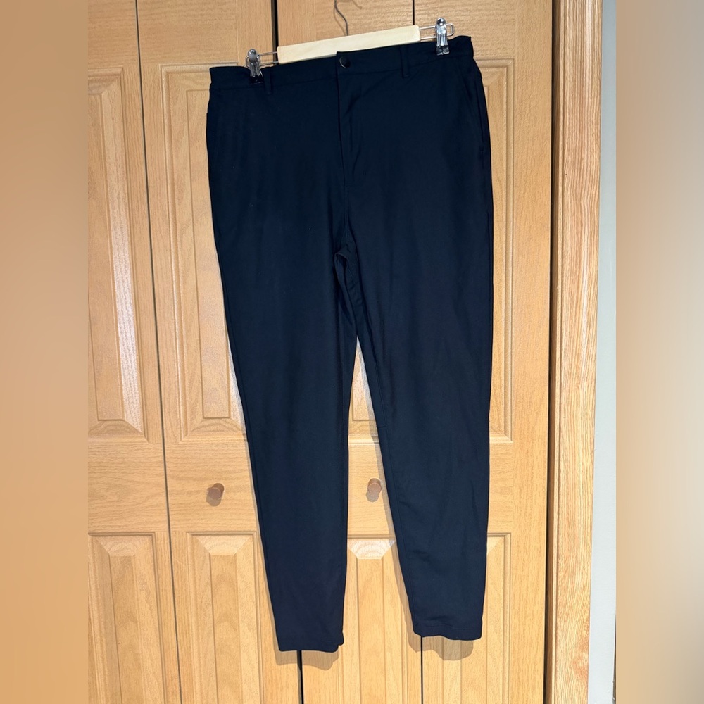 Men's CUTS AO jogger style Black Pants